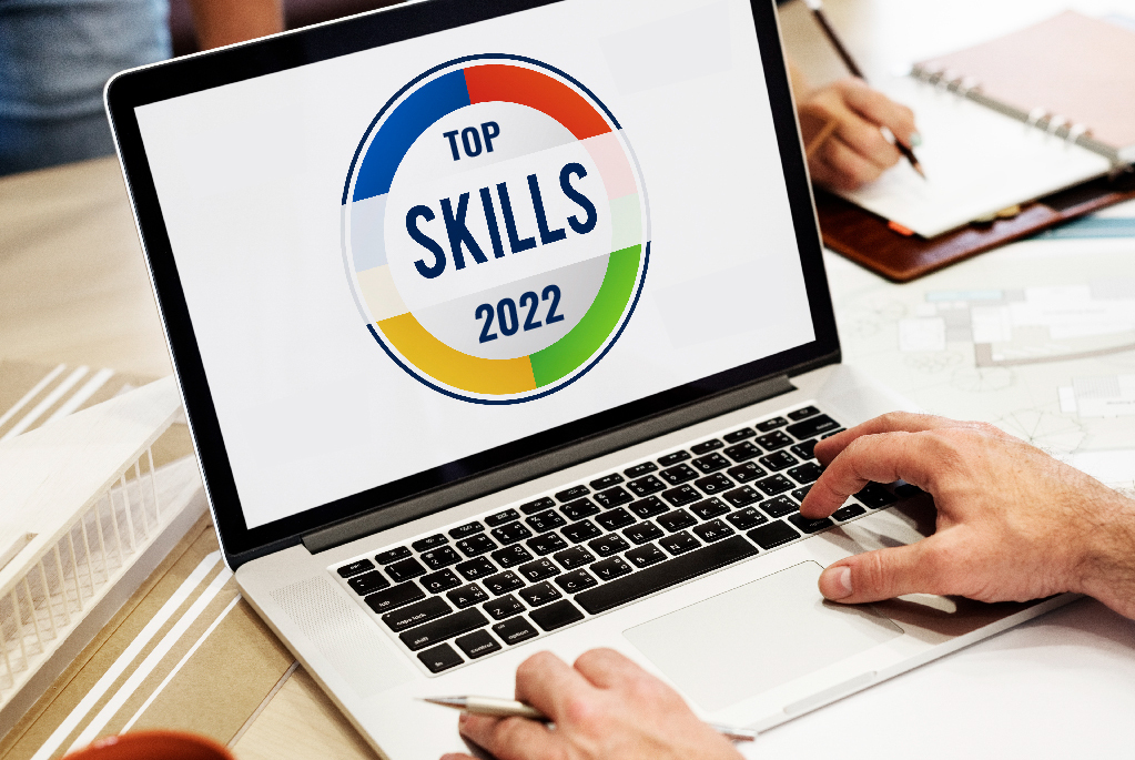 8 Soft Skills to Develop in 2022 as a Dream Candidate